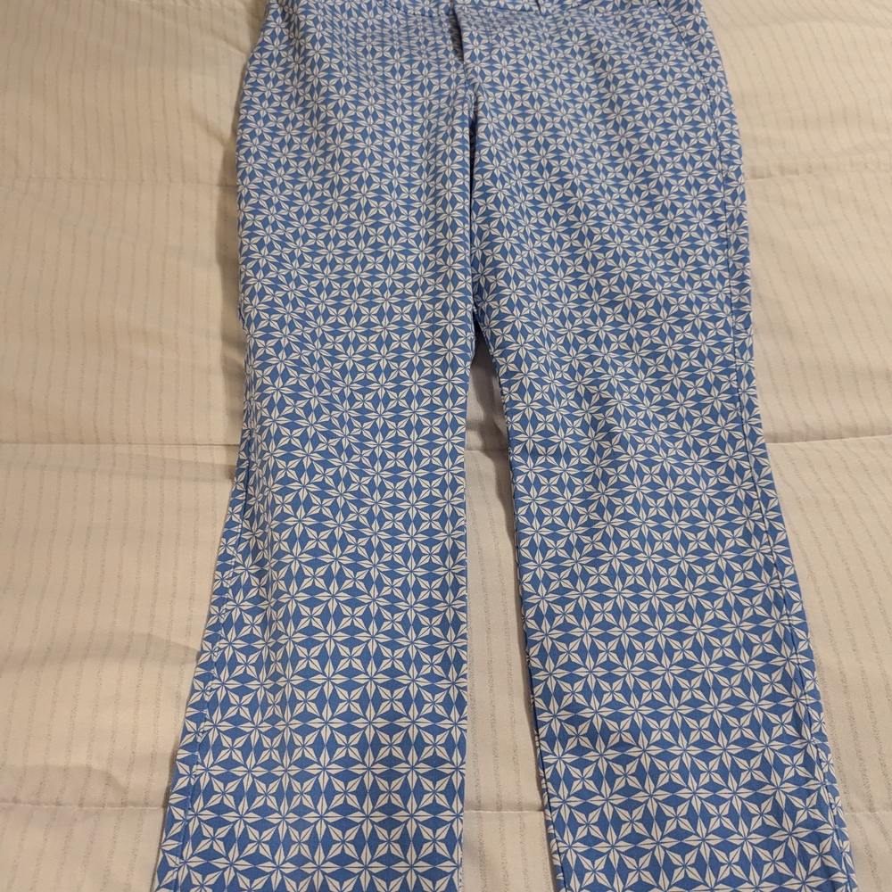 Women's Old Navy Pixie Pants Size 12 Like New